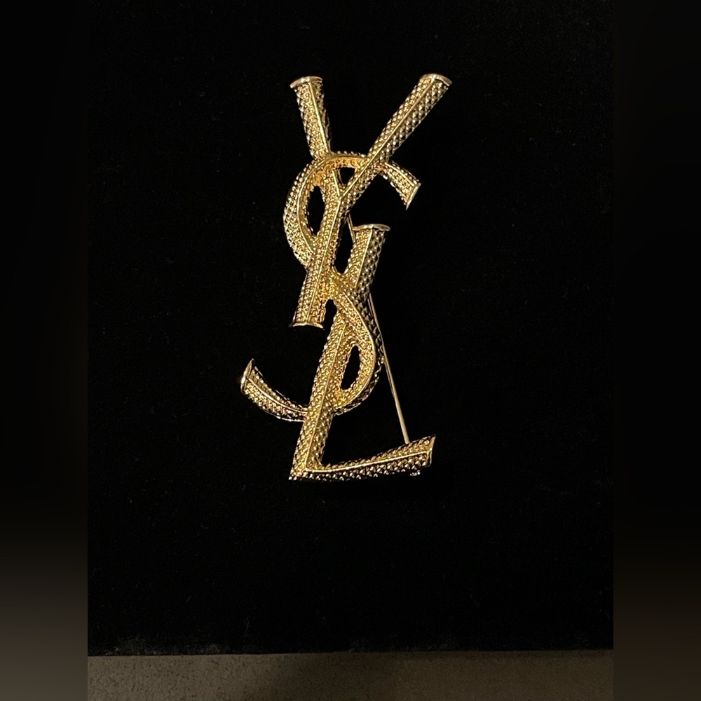 Fashion Jewelry Stamped Gold Monogram Brooch